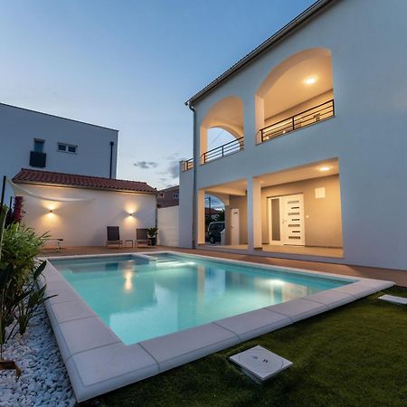 Bernie Apartments With A Pool Zadar Buitenkant foto