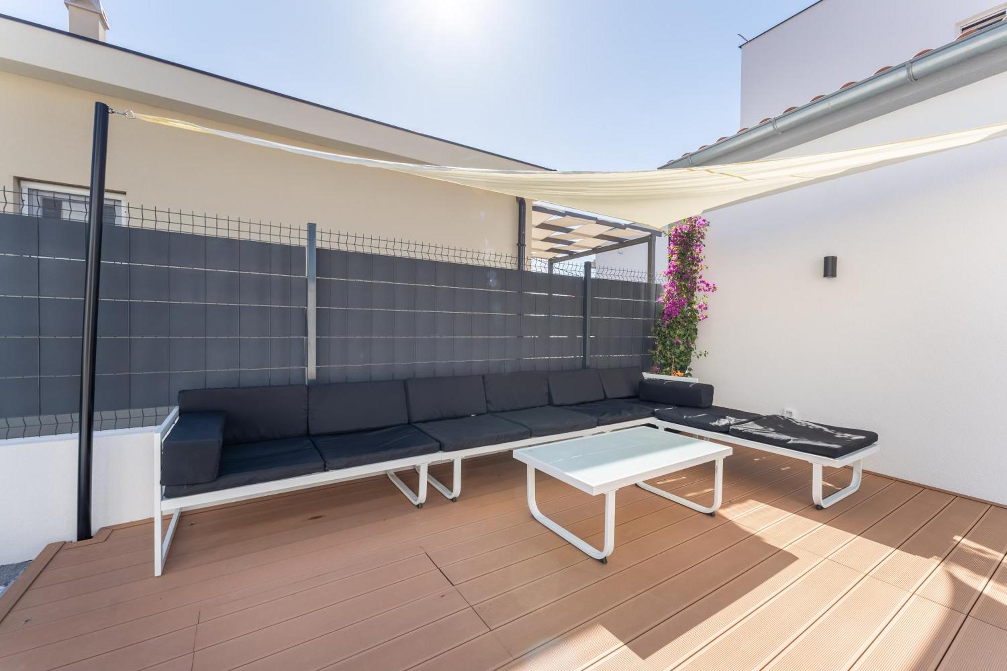 Bernie Apartments With A Pool Zadar Buitenkant foto